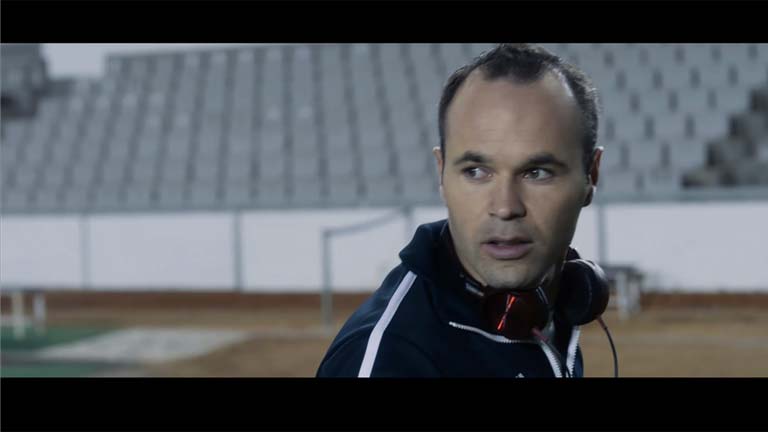 RTVE.es estrena en exclusiva el tráiler de '¿Quién mató a Bambi?', con el debut como actor del futbolista Andrés Iniesta