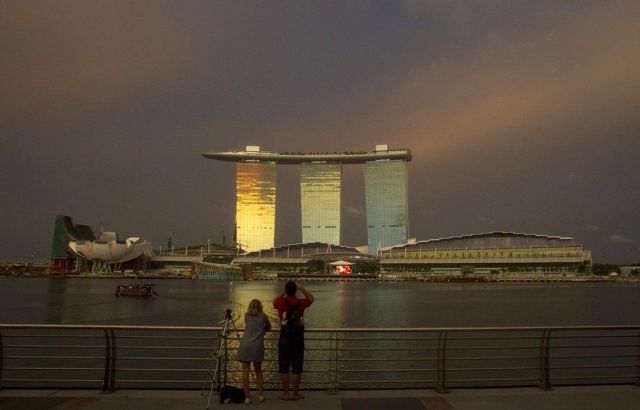 حديقة السماء " سكاي بارك " في سنغافوره Incredible Skypark in Singapore Incredible_skypark_in_640_02