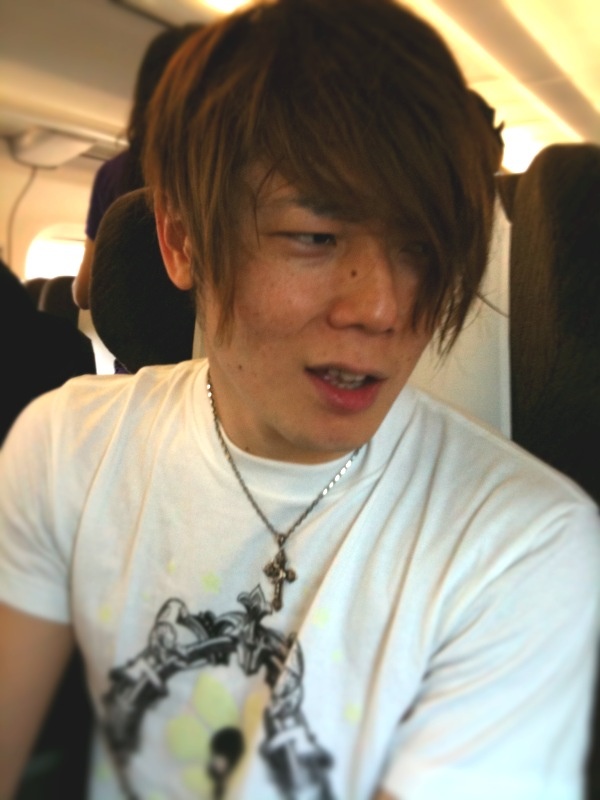 Takanori Twitter 2260e6d3b675f08576a6212e67c0303f_full