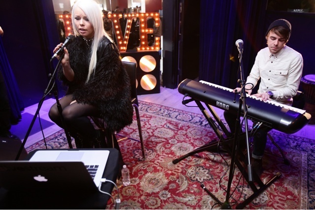 Kerli Live Acoustic Session and Chat A4a37deb-f69c-40a5-b59d-059e6247eb97_640x427