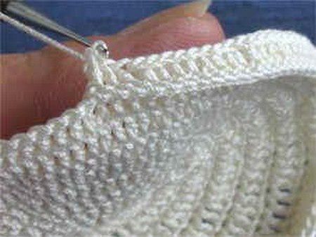 pique épingle au crochet Ob_e8b297_pique-epingles-en-boite-6