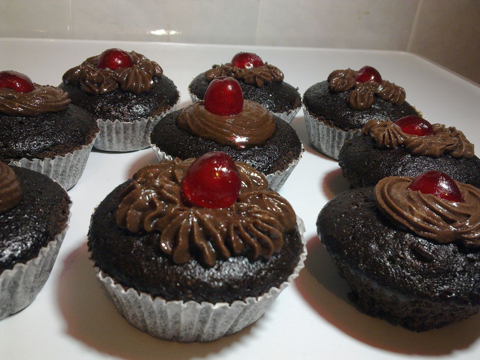  Cupcakes au chocolat  Ob_191d7a16fb8ab838f79950cf90aeb923_220320131058