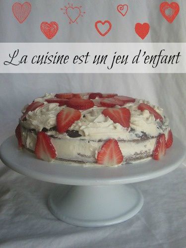 Gâteau au chocolat et aux fraises a la crème  Ob_000c5f_gatopochedouille-1