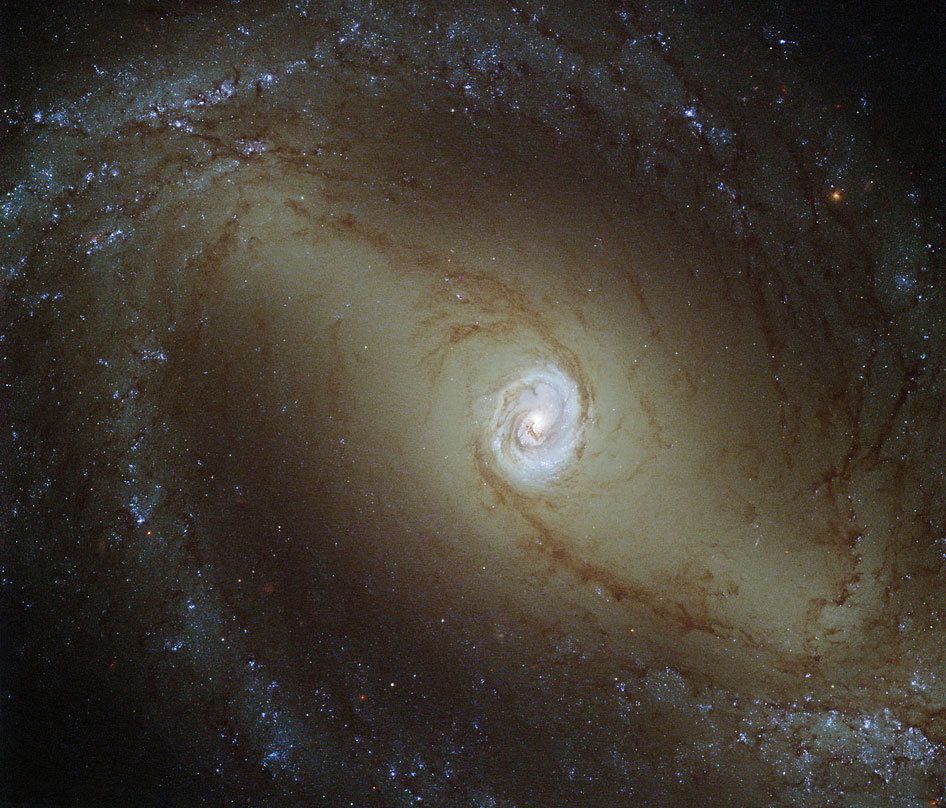 Ecoutez les sons terrifiants de l'Univers dévoilés par la NASA Ob_8b95d6_galaxie-hubble