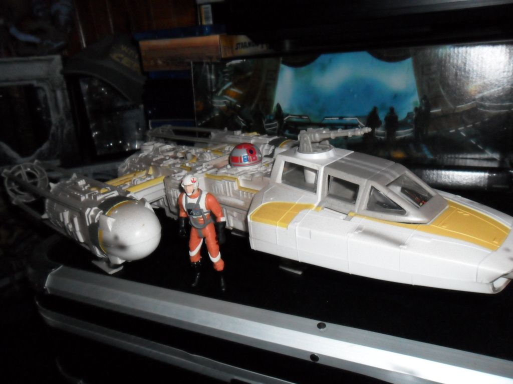 Collection n°182: janosolo kenner hasbro - Page 6 Ob_3e96e9_y-wing-fighter-with-rebel-alliance-pil