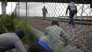 Migrants: Faire appel à l’émotionnel, est ce bien raisonnable? - Page 5 Ob_a00a9e_calais