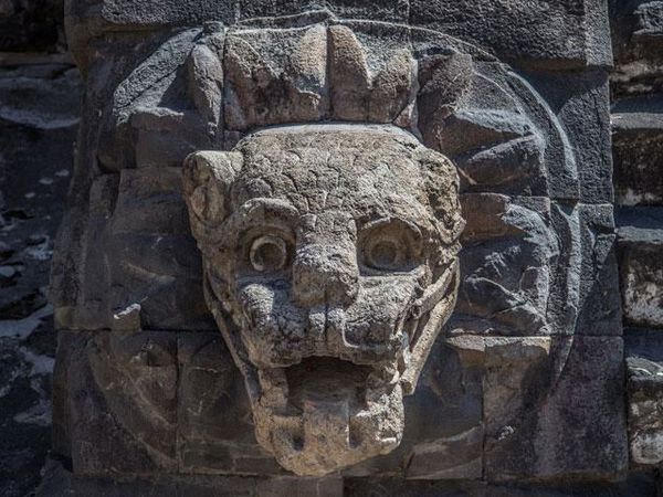 Teotihuacán : Découverte de mercure sous la pyramide du Serpent à plumes Ob_926a96_teotihuacanbisder