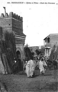 متحف منتدى القفطان المغربي. - صفحة 8 Maroc-souk-de-marrakech
