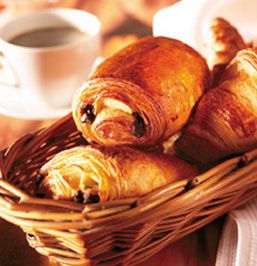 Venez boire un coup, manger un morceau faire la fte en somme!!! - Page 25 A-viennoiserie