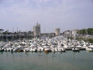 Discution sur l'etoile - Page 2 084-La-Rochelle