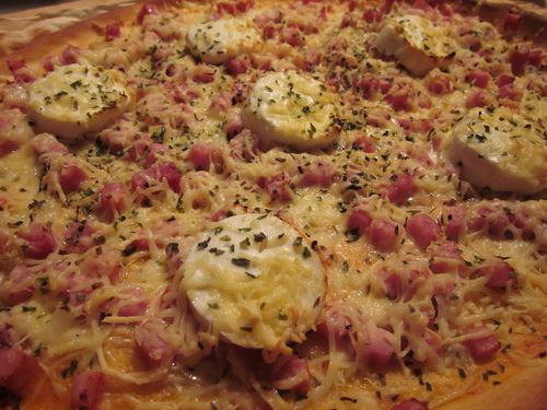 T'aimes ou T'aimes pas ? Le gout 040211pizza-maison-chevre-jambon-002