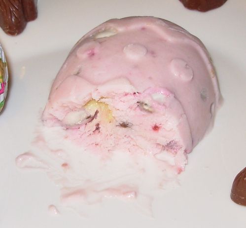 Mousse glacée à la framboise et aux smarties Mousse-glacee-framboise-smarties5