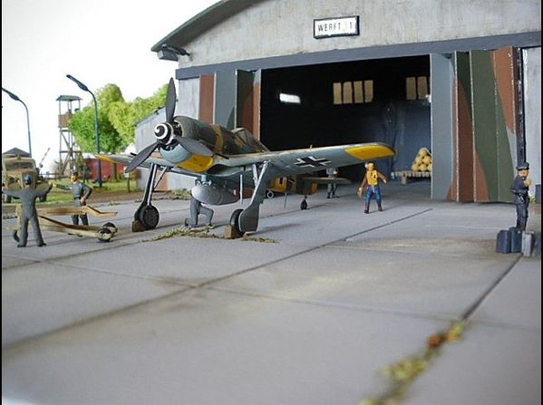 HTTP://DIORAMA-MILITAIRE-HO.OVER-BLOG.COM/ARTICLE-DIORAMAS-ALLEMANDS-SECONDE-GUERRE-MONDIALE-105813834.HTML Moadib-diorama-g