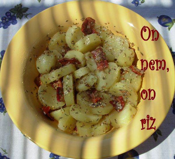 Salade de pommes de terre aux tomates séchées Salade-de-pommes-de-terre-aux-tomates-sechees1