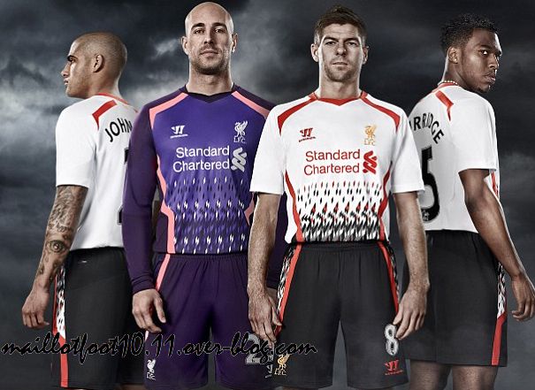 --- Le truc du jour qui vous troue l'cul ( )O( ) - Page 40 Liverpool-fc-nouveau-maillot-2014