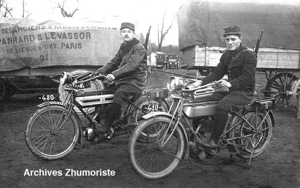 La moto dans la Première guerre 1914-1918 Triumph-2-a-Vincennes-copie