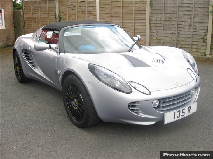 Ditemi la vostra! Lotus-elise-s2-lotus-sport-135r-S1264365-1