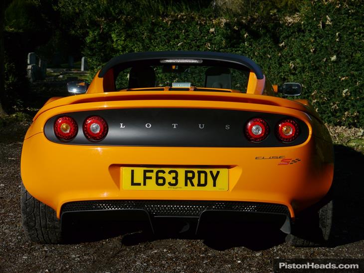 LD's Photo Blog - Pagina 28 Lotus-elise-s2-s-club-racer-S1501331-6