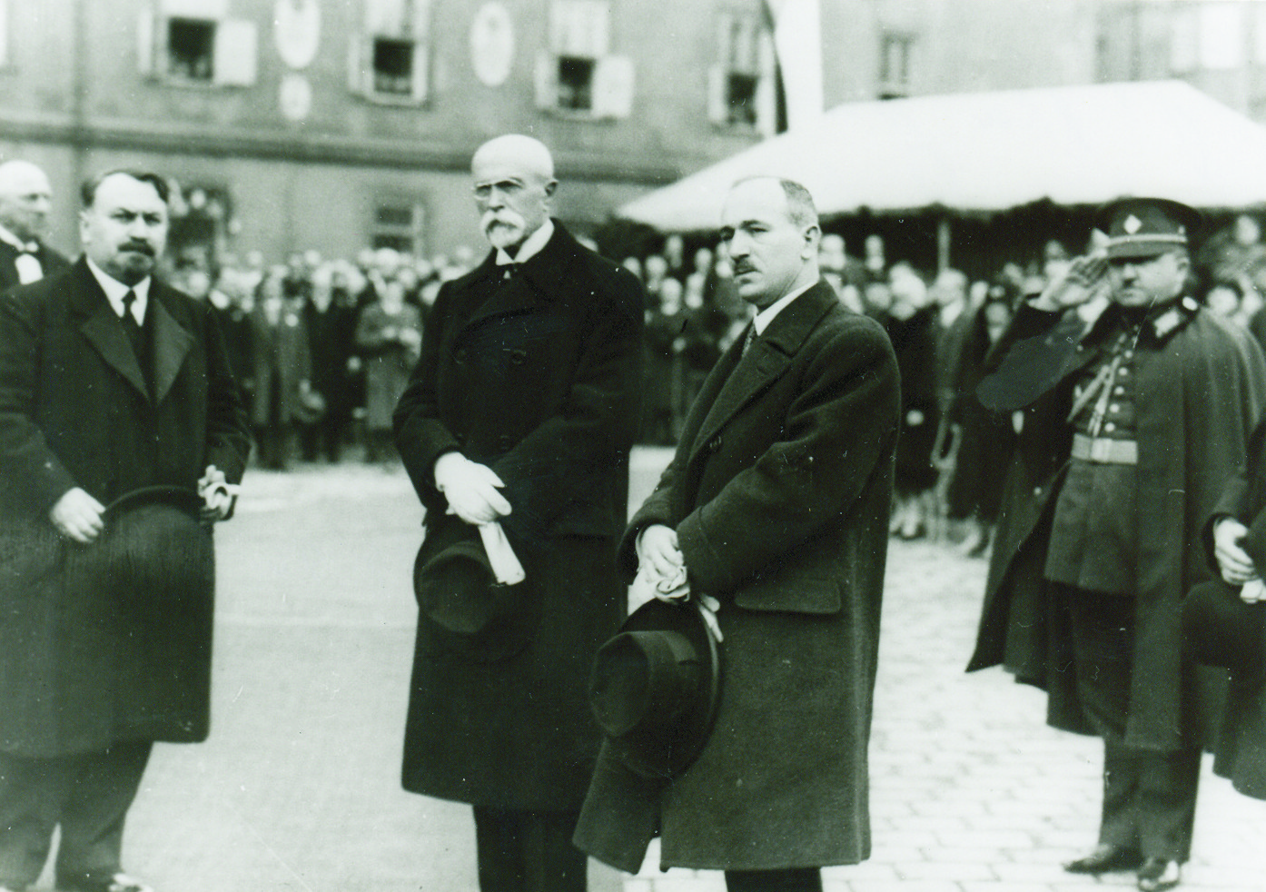 [Fermé] République de Tchécoslovaquie. Td_1925_tgm_benes