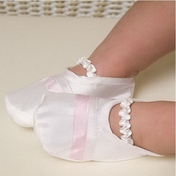 اجمل احذية وبوتات للاطفال اجمل احذية للبيبي 2014 158154