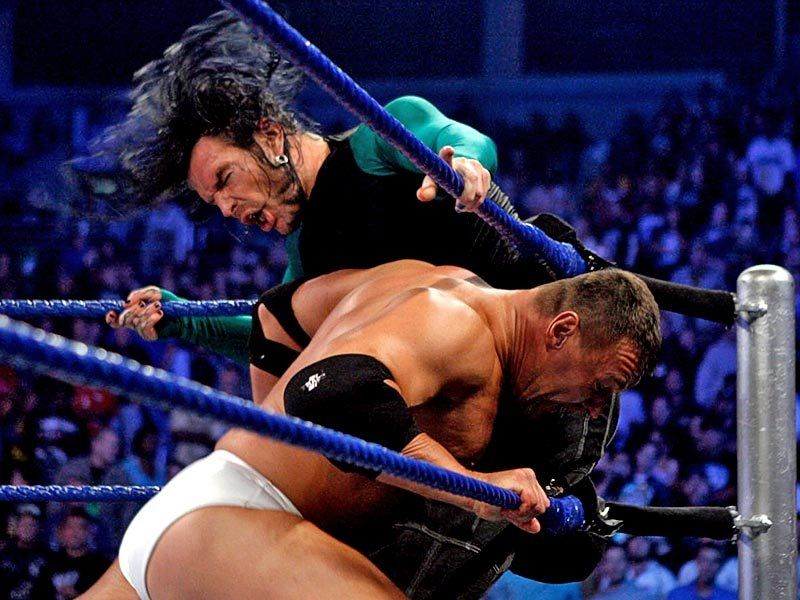 صور wwe....... WWE-Smackdown-Vladimir-Kozlov-Jeff-Hardy_1213270