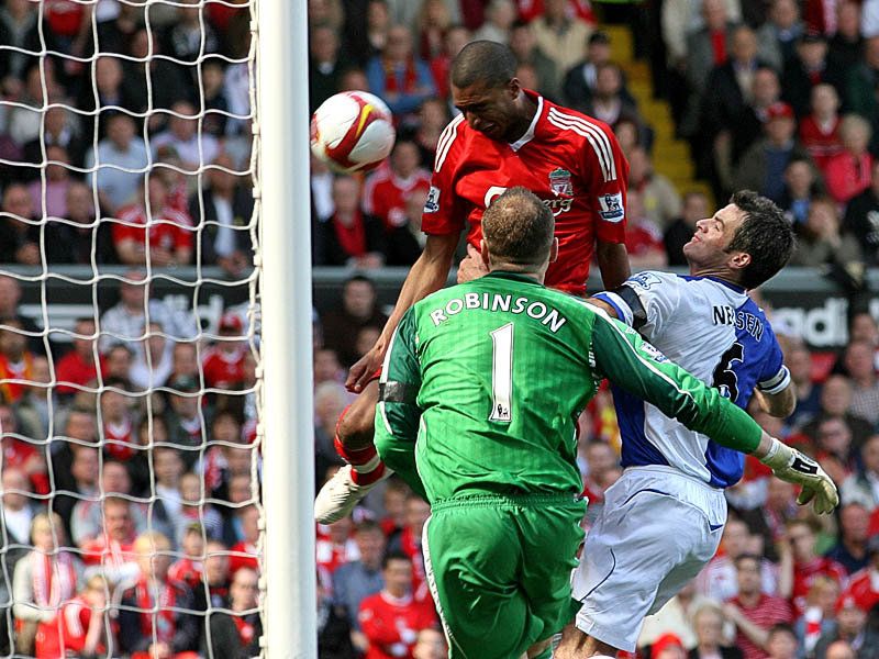 Chùm ảnh đẹp Liverpool cho fans David-Ngog-Liverpool-Blackburn-Rovers-Premier_2145232