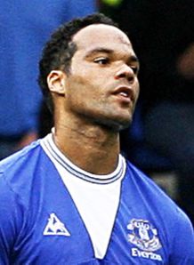 Caso Lescott Joleon-Lescott-Everton-Arsenal-Premier-League_2347868