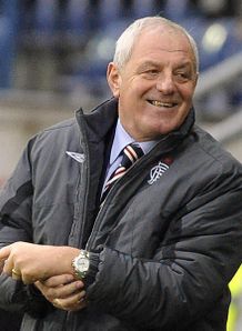 سميث يؤكد على منح الفرصة للشباب Falkirk-v-Rangers-Walter-Smith-pa_2393683