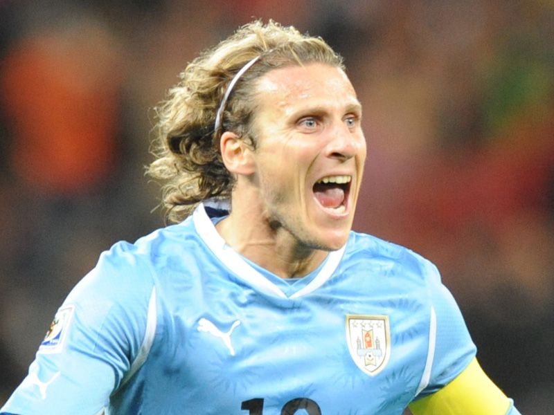 صور في لقاء هولندا اوروجواي 2010 Uruguay-v-Holland-Diego-Forlan-celeb_2474734