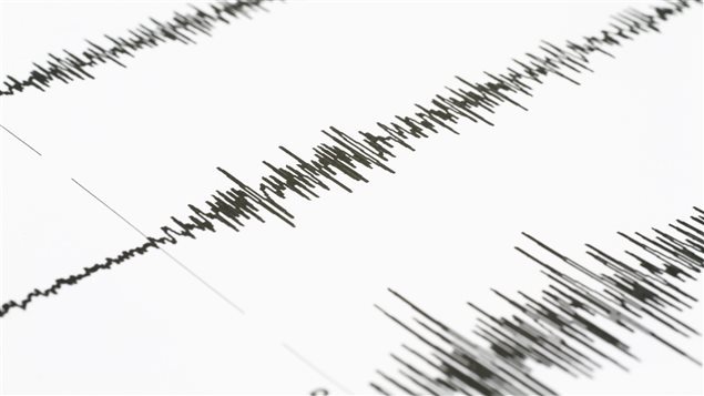 La terre a tremblé au début de la nuit, notamment dans le sud-ouest du Québec 150720_rp1sm_rci-tremblement-graphe_sn635