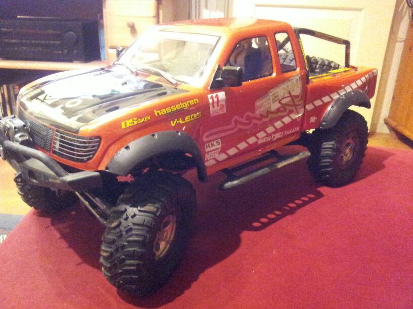 De Axial SCX-10 van WRCPino krijgt een nieuwe body 3a5u6ubu