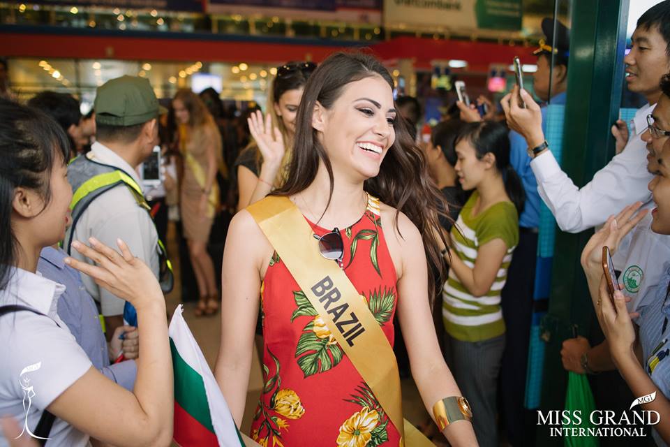 caroline venturini, top 20 de miss grand international 2017. - Página 5 22365169-1555927264430264-6342751421853214135-n