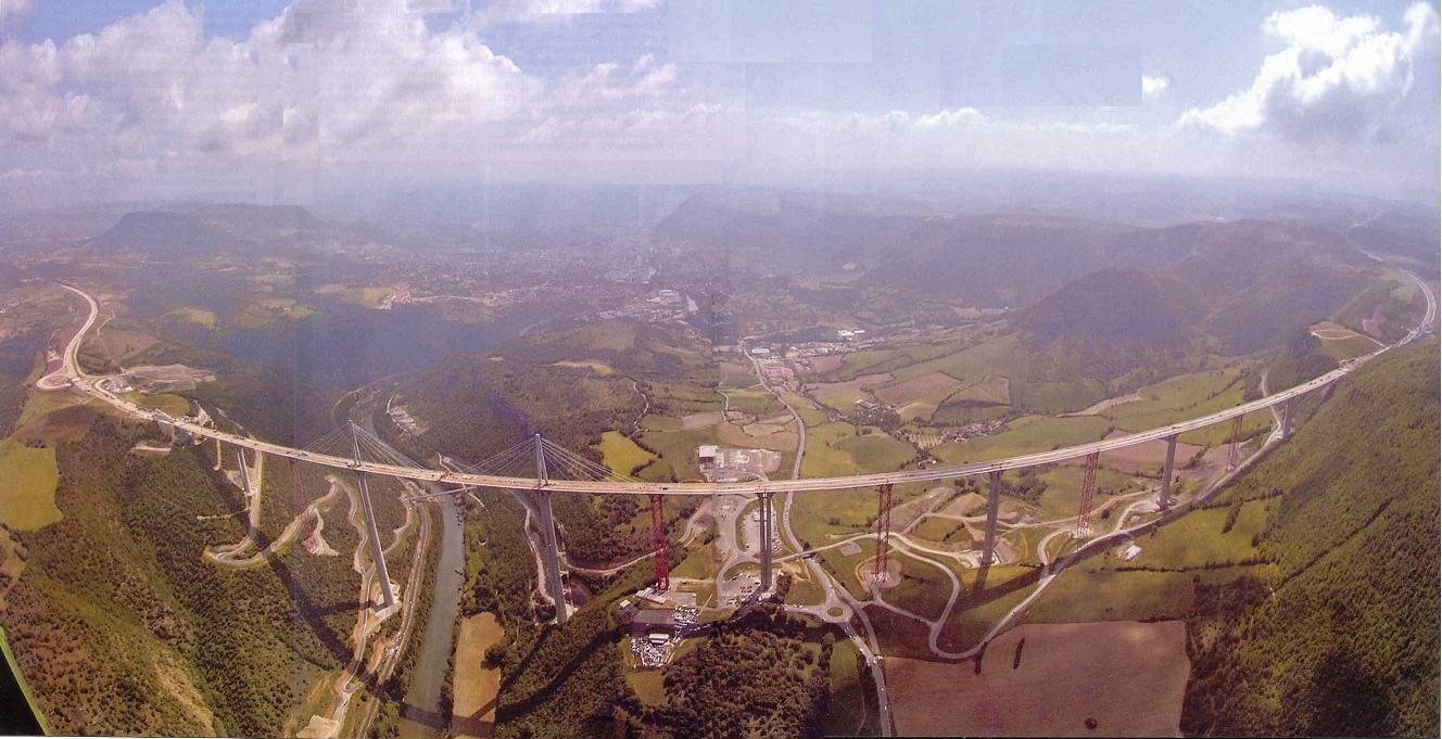 Bon dia a tots 9-10-09 Puente-millau-viaducto-tama%C3%B1o-grande