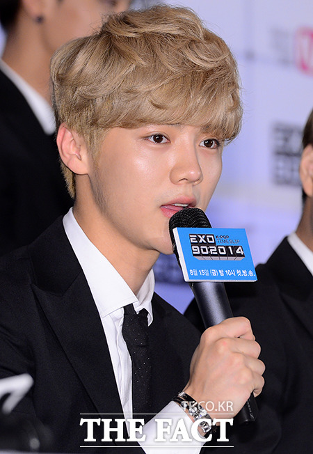 [NEWS] 140811 Luhan at EXO 90:2014 K-POP Time Slip Press Conference [27P] 201464671407724674