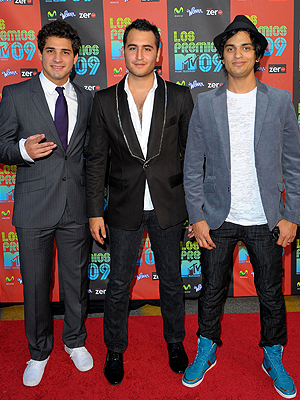 La moda en los MTV Latinos Reik-mtv