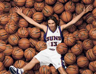 Le joueur discret des sommets : Steve Nash ! Nash0508