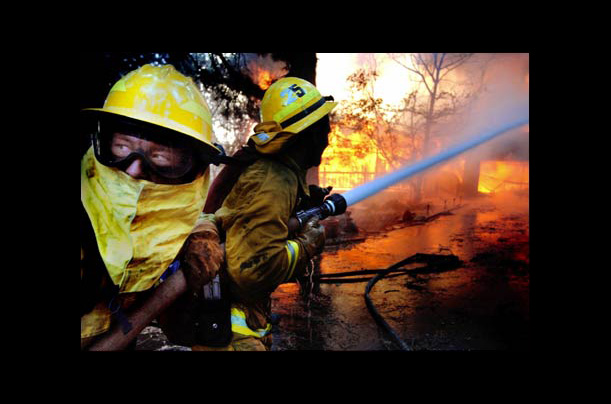 عودة الندله يويو لكرسى الاعتراف بأمرمن رية وسكينه Firemen