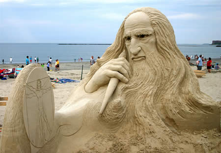 இது எப்படி இருக்கு - Page 3 Beach-picture-sand-sculpture-DaVinci-snowriderguy