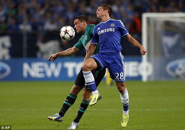 Hình ảnh Chelsea thể hiện sức mạnh vượt trội trước Schalke Torres15