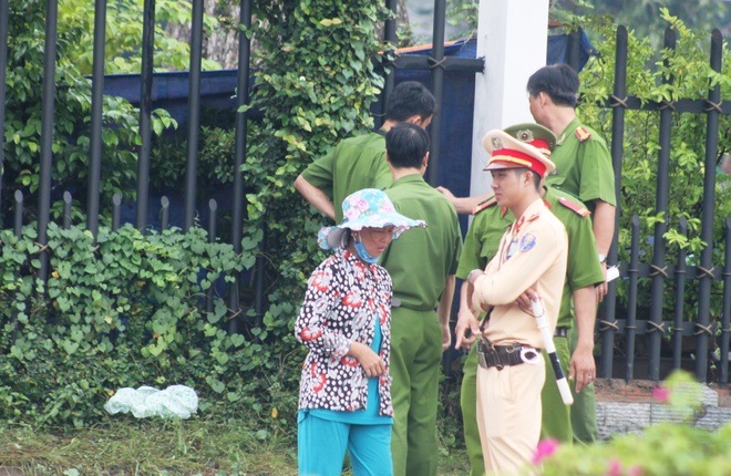 Mở rộng điều tra hiện trường vụ thảm sát ở Bình Phước IMG_1771