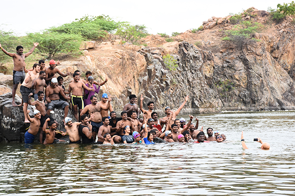 சென்னையில் இப்படி ஒரு குளம் இருப்பது நம்மில் எத்தனை பேருக்கு தெரியும்? PKS7865