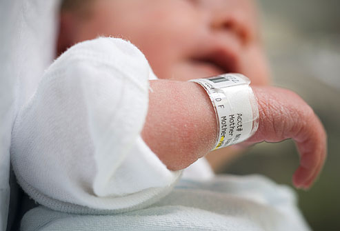 Los hijos de los incrédulos. Getty_rf_photo_of_newborn_dry_skin