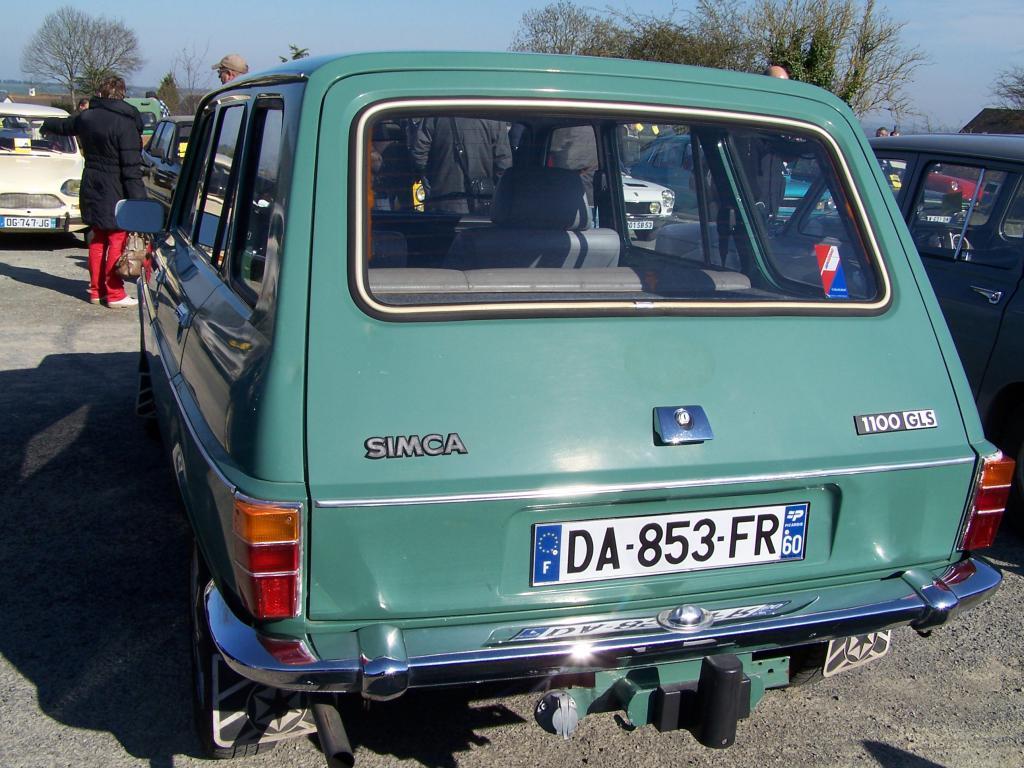 Calvados Auto Rétro à Saint-James (50240), fin de semaine dernière 002-4ab0eaf