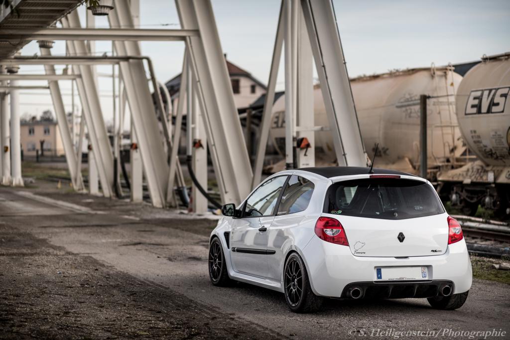 [Renault] Clio RS - Page 8 De2a2473-4884c09