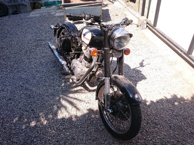 Mon p'tit bobber, puis passage en Scrambler...................... Dsc_0986-52b77b9