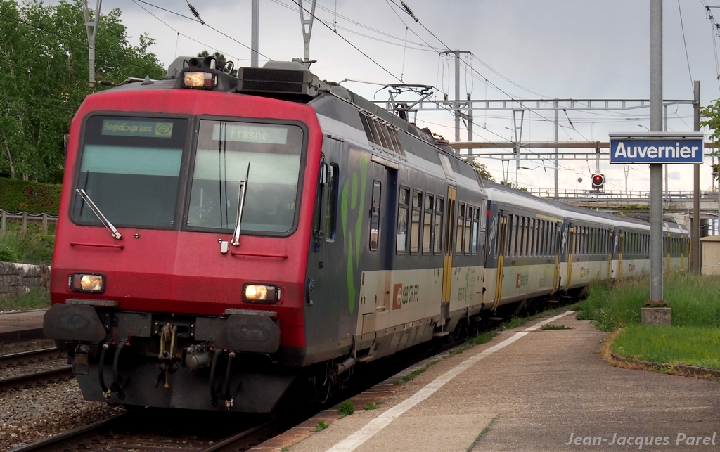 Spot du jour ferroviaire. Nouvelles photos postées le 28 Novembre 2016 Rbde-562-005-cff_02-3e79ff3