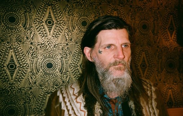 El Tópic de Dylan Carlson Tthm_DylanCHollyCarlsonlores--1