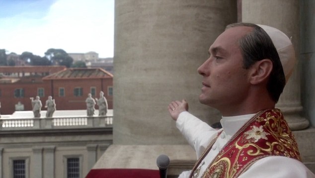  بالصور.. " The Young Pope " يثير الجدل بعد عرضه بمهرجان "فينسيا".. المسلسل يتحدث عن أول بابا كاثولي 40836-The-Young-Pope-%281%29