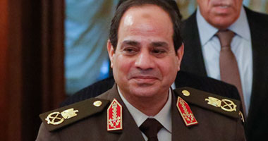 "السيسى" يتقدم باستقالته لرئيس الوزراء ويحيى زملائه ويغادر المجلس 12201413205654