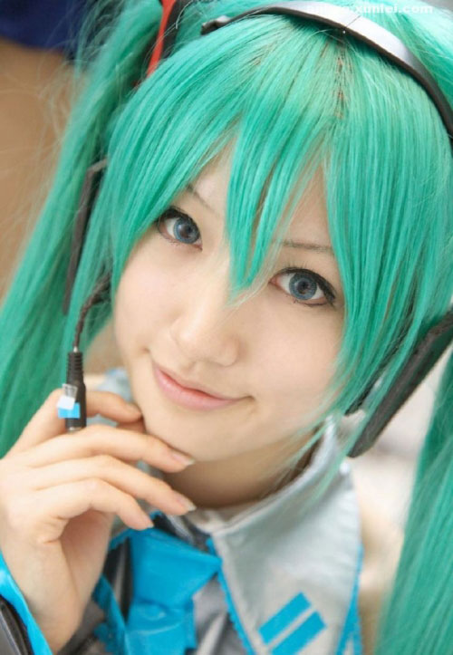 Cosplay Hatsune Miku: Siêu sao ca nhạc 13